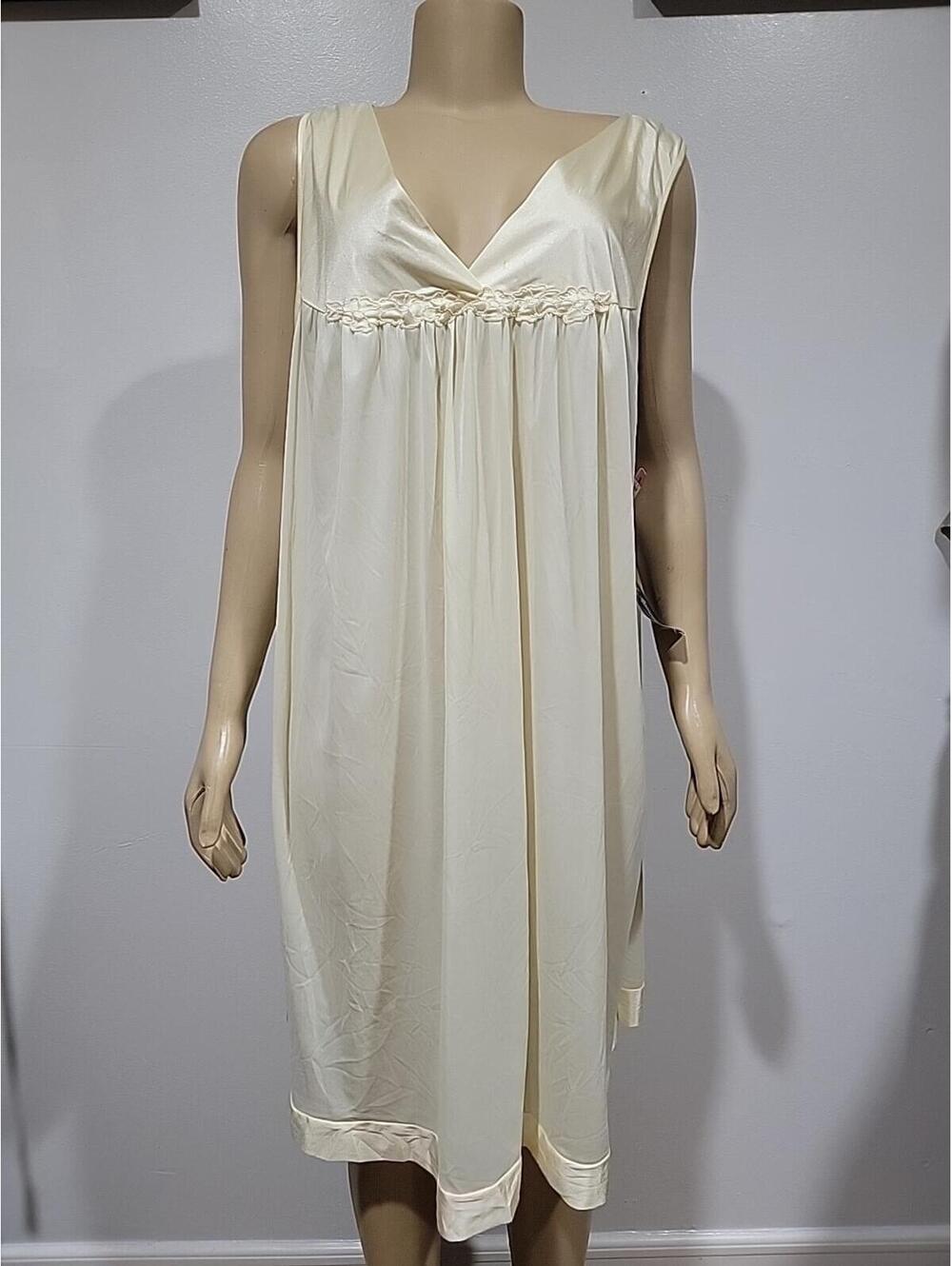 Vanity Fair Vintage Nightgown Sleeveless Sunlite Yellow Nylon Size 3XL NWT #B